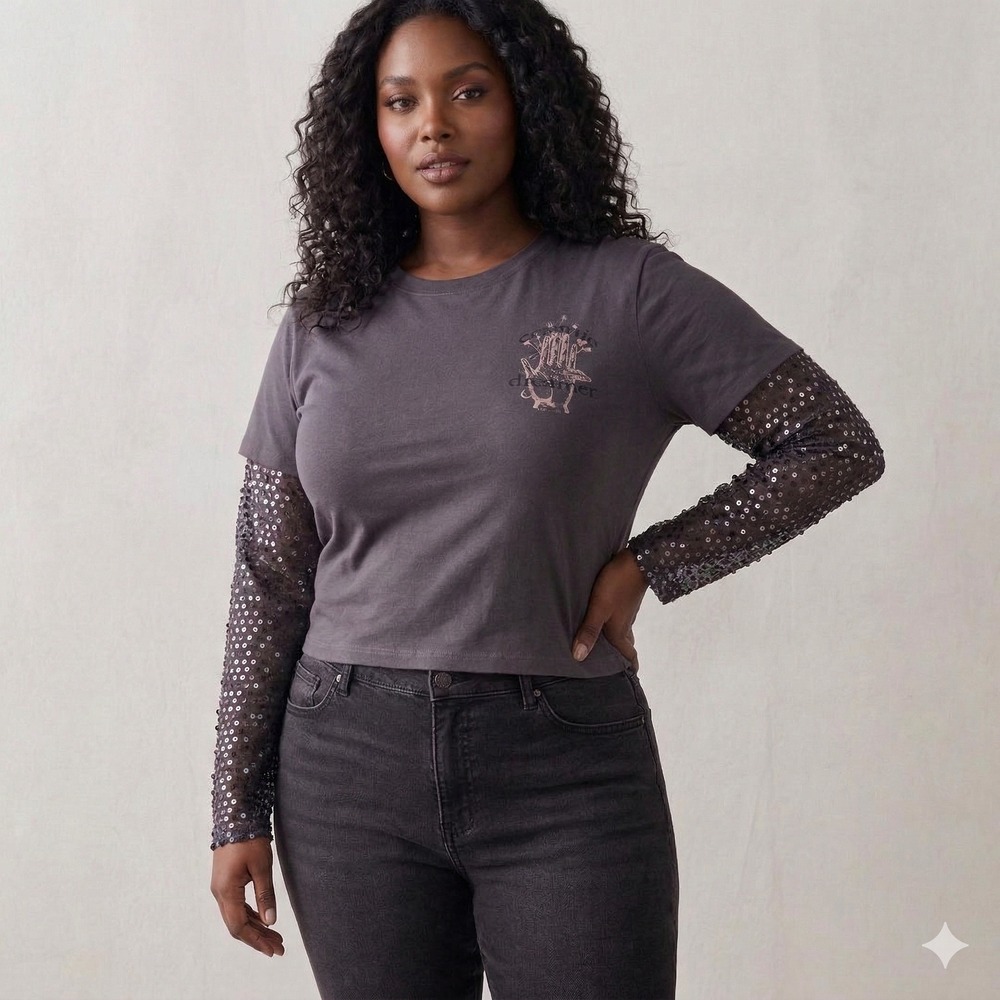 NWT Torrid Women Graphic T-Shirt M/L Sequin Sleeve Dreamer Witchy Whimsigoth Y2K